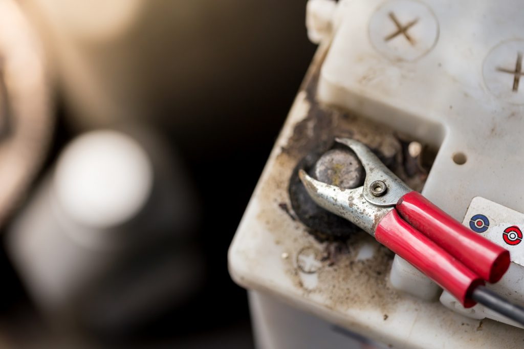 cable on battery to jump start car