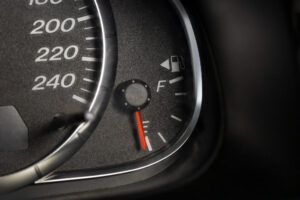 Read more about the article Common Fuel Gauge Reading Problems Minneapolis Drivers Need to Know